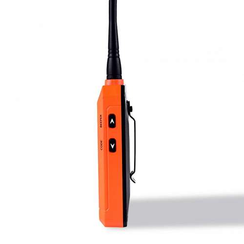 prijimac-dog-gps-x20-ma-na-zadni-strane-klips-pro-snadnei001-1848.jpg