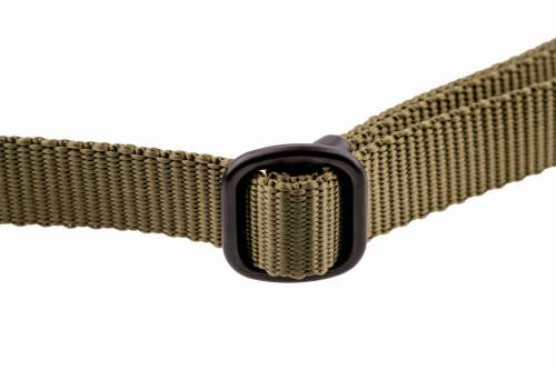 smycz regulowana przez ramię khaki regulacja.jpg